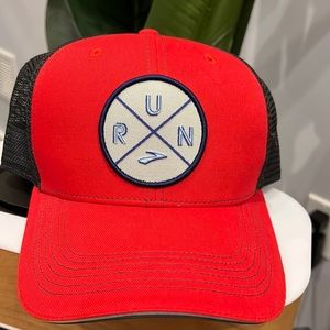 Brooks Running Hat